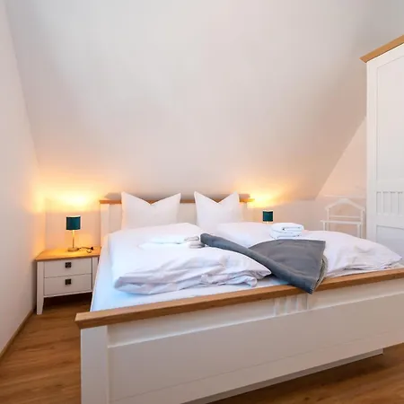 Schmusedom Holiday home *