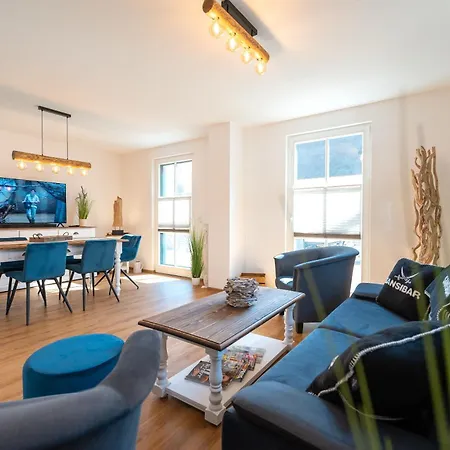 Schmusedom * Zirchow