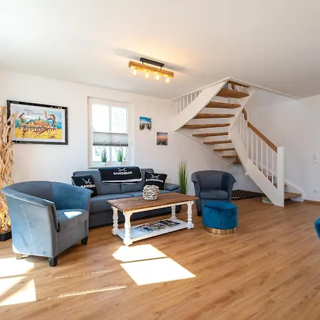 Schmusedom * Zirchow